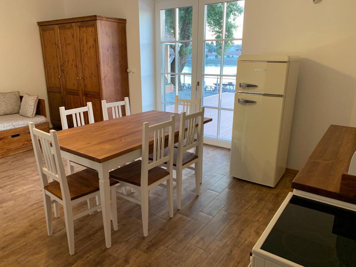 Szazesztendos Reveszhaz Apartman Szigetmonostor Exteriör bild