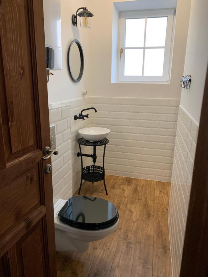 Szazesztendos Reveszhaz Apartman Szigetmonostor Exteriör bild