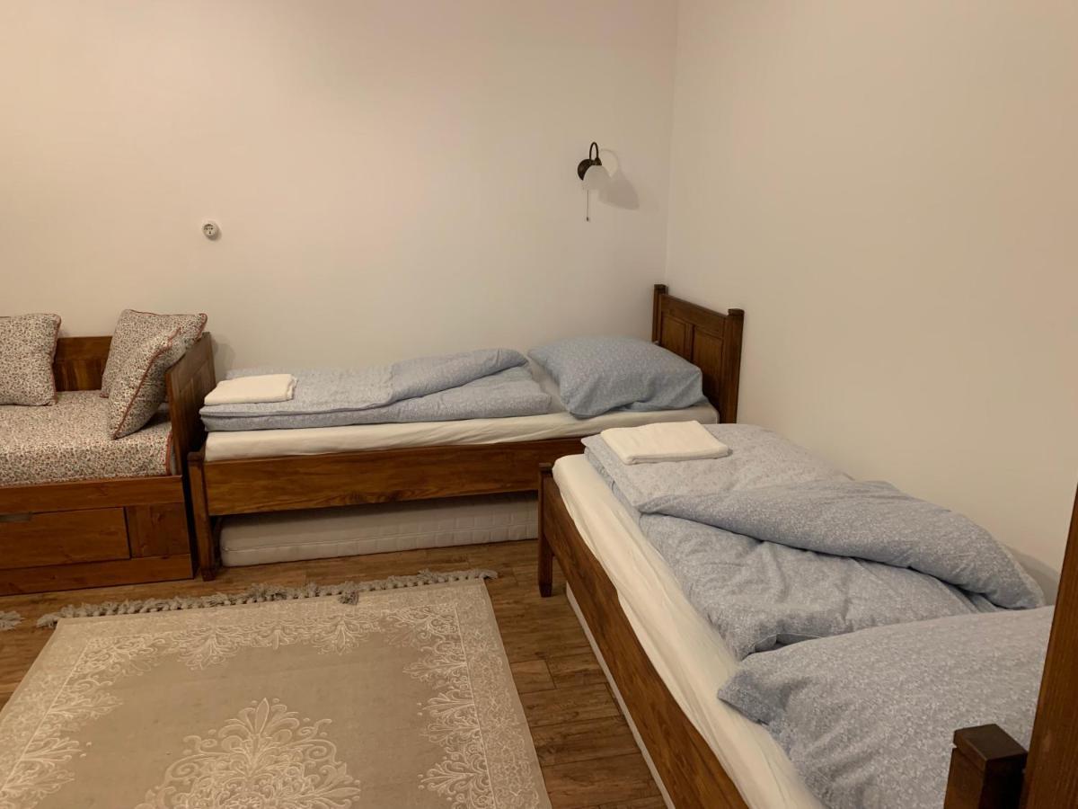 Szazesztendos Reveszhaz Apartman Szigetmonostor Exteriör bild